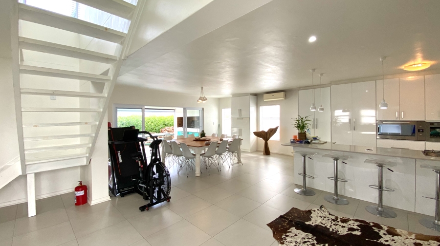 4 Bedroom Property for Sale in Dwarskersbos Western Cape